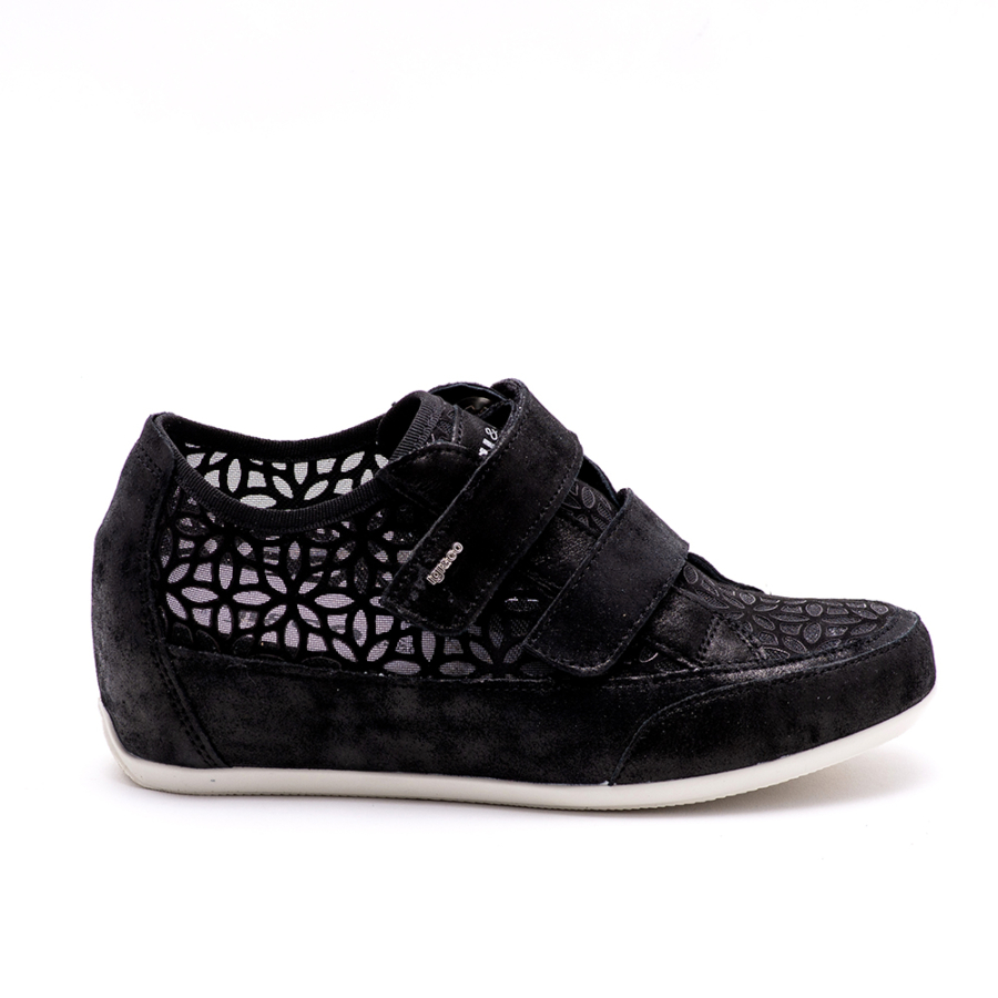 IGI&amp;CO fekete bőr emelttalpú női cipő